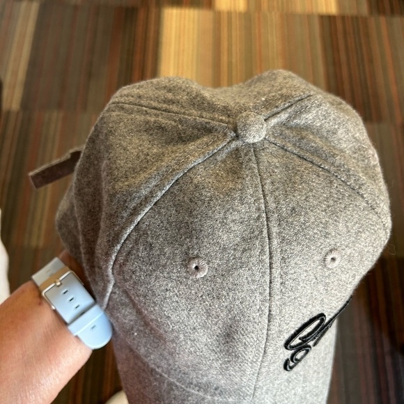 Disney Mickey Mouse Embroidered Wool Baseball Hat Unisex - Picture 5 of 10